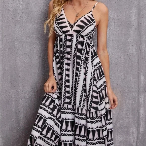 Bohemian Pattern Black White Ruffle Cami Maxi Dress S M L XL - Picture 2 of 4